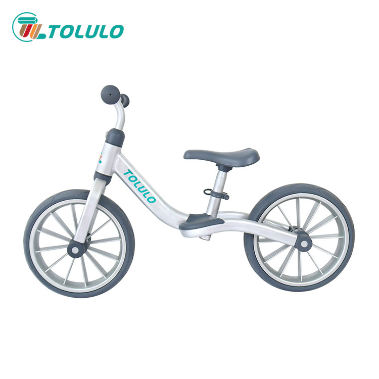 Balance Bike ဆိုတာ ဘာလဲ ၊ ကလေးများအတွက် အဘယ်ကြောင့် အလွန်အကျိုးရှိသနည်း။